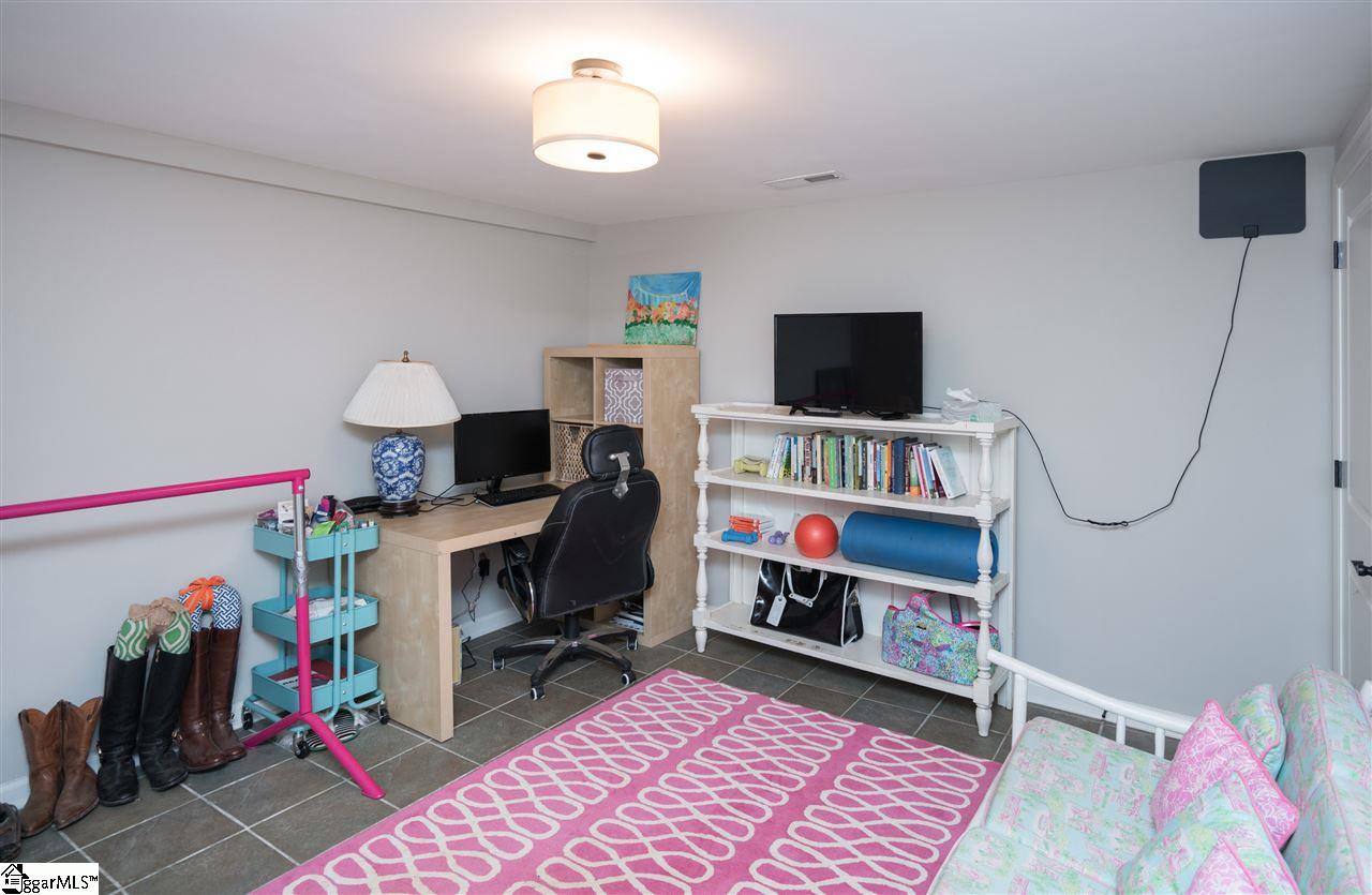710 Parkins Mill Road Greenville, SC 29607 - Photo 25 of 29