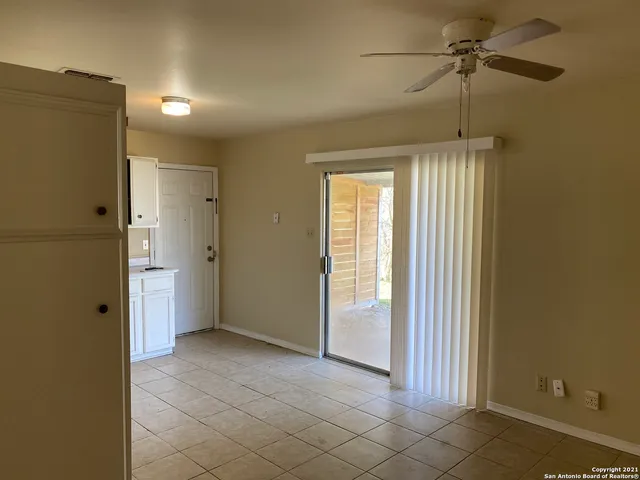 $1,375 | 1045 Gettysburg Drive, Schertz, TX 78154