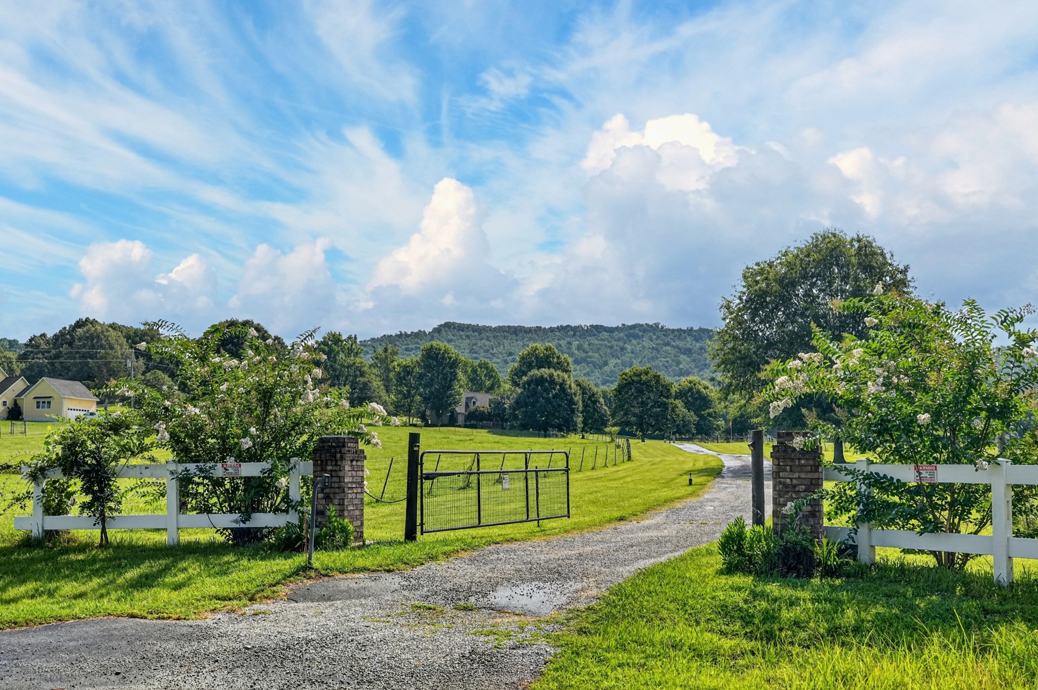 1377 Chestnut Grove Road Morrison, TN 37357 - Photo 2 of 67