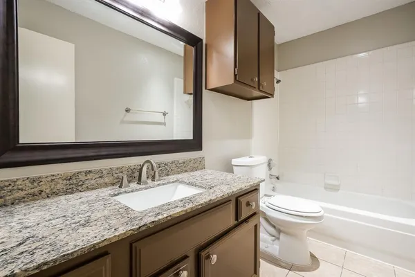$2,070 | 6117 Autumn Springs Drive, Arlington, TX 76001