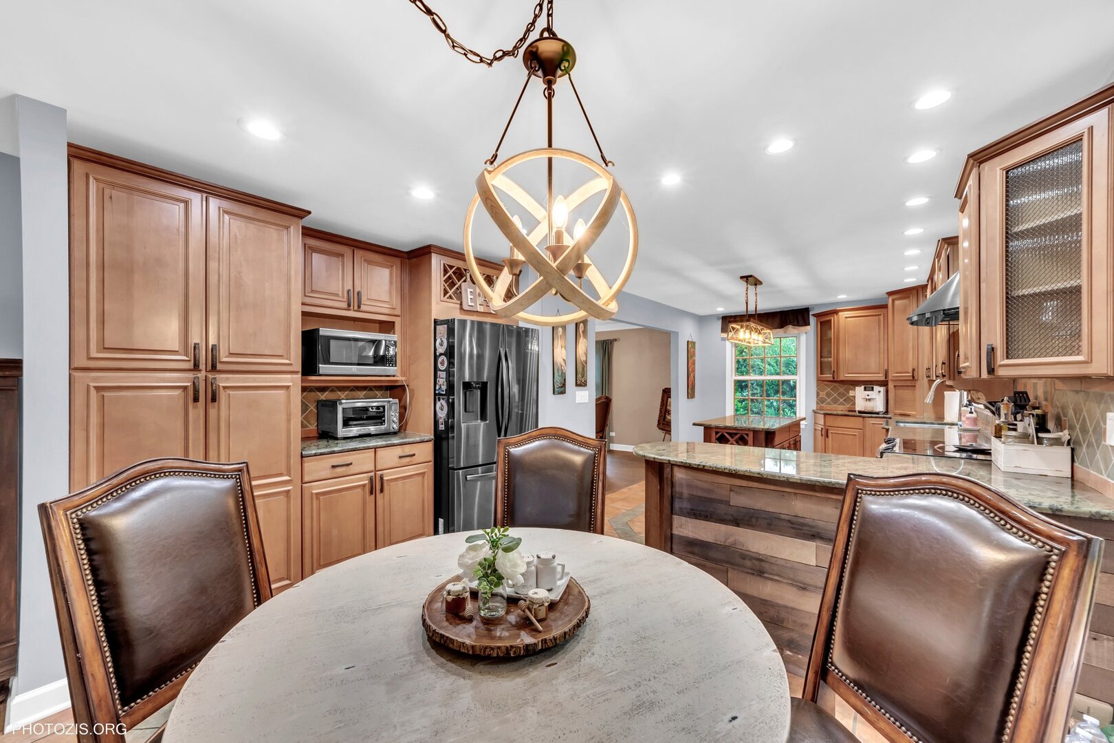227 Stratford Lane Inverness, IL 60010 - Photo 15 of 50
