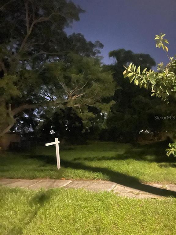 915 South Dollins Ave  