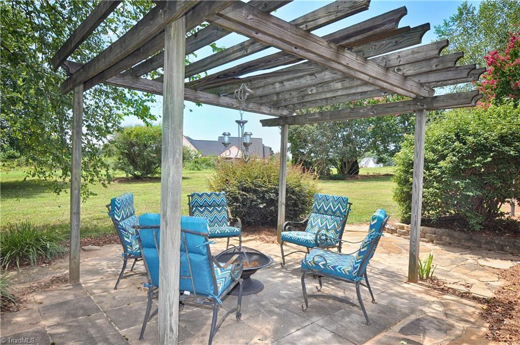 801 Lanier Road Lexington, NC 27295 - Photo 7 of 28 Gallery Image 7