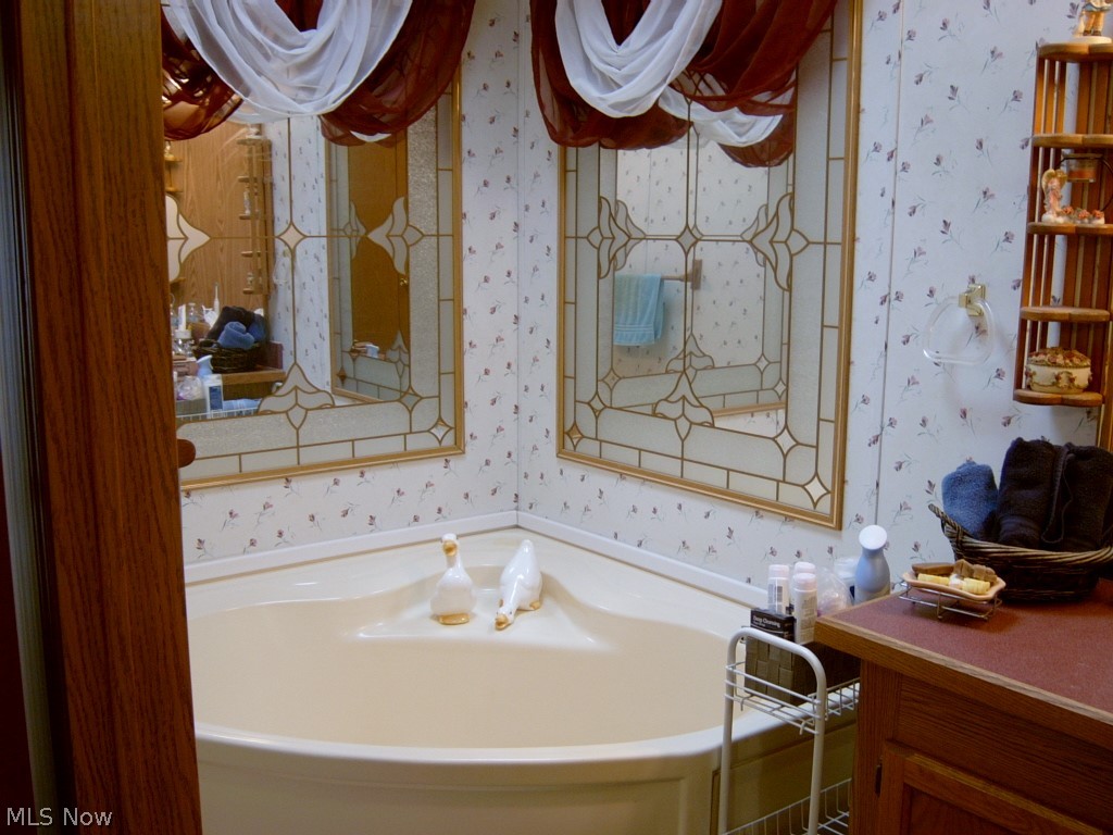 116 Caesars Circle Amherst, OH 44001 - Photo 15 of 19