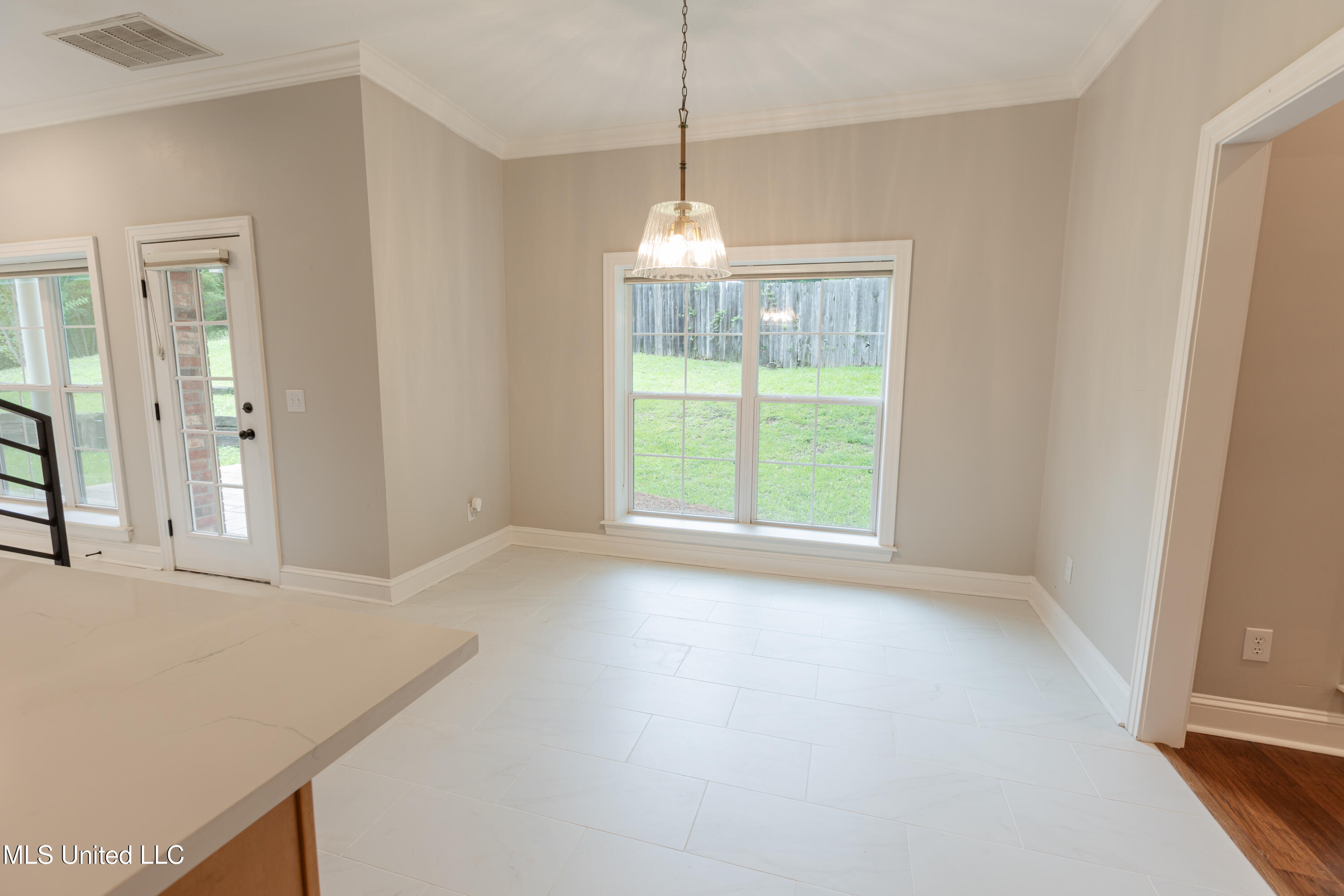 418 Concord Drive Clinton, MS 39056 - Photo 16 of 45 418 Concord Dr-6433