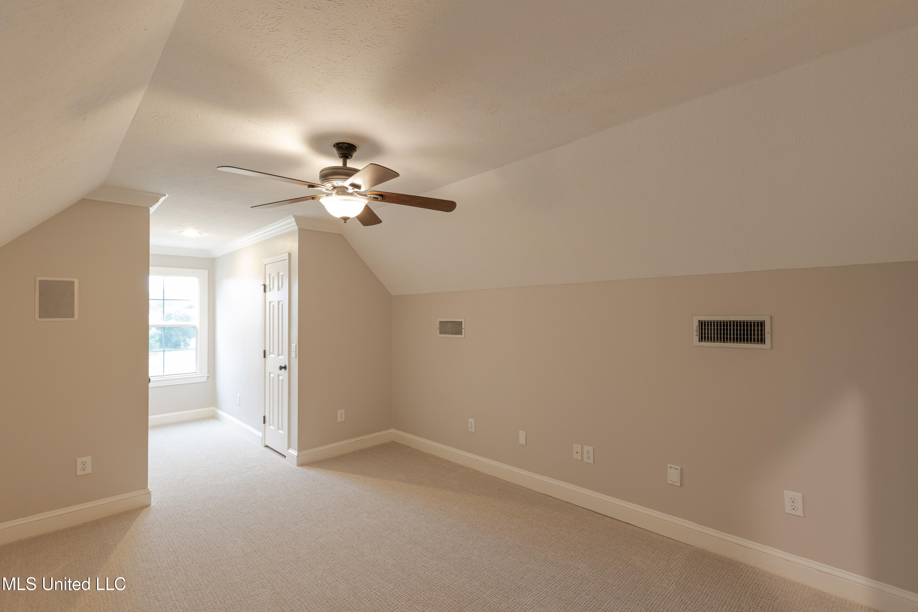 418 Concord Drive Clinton, MS 39056 - Photo 34 of 45 418 Concord Dr-6655