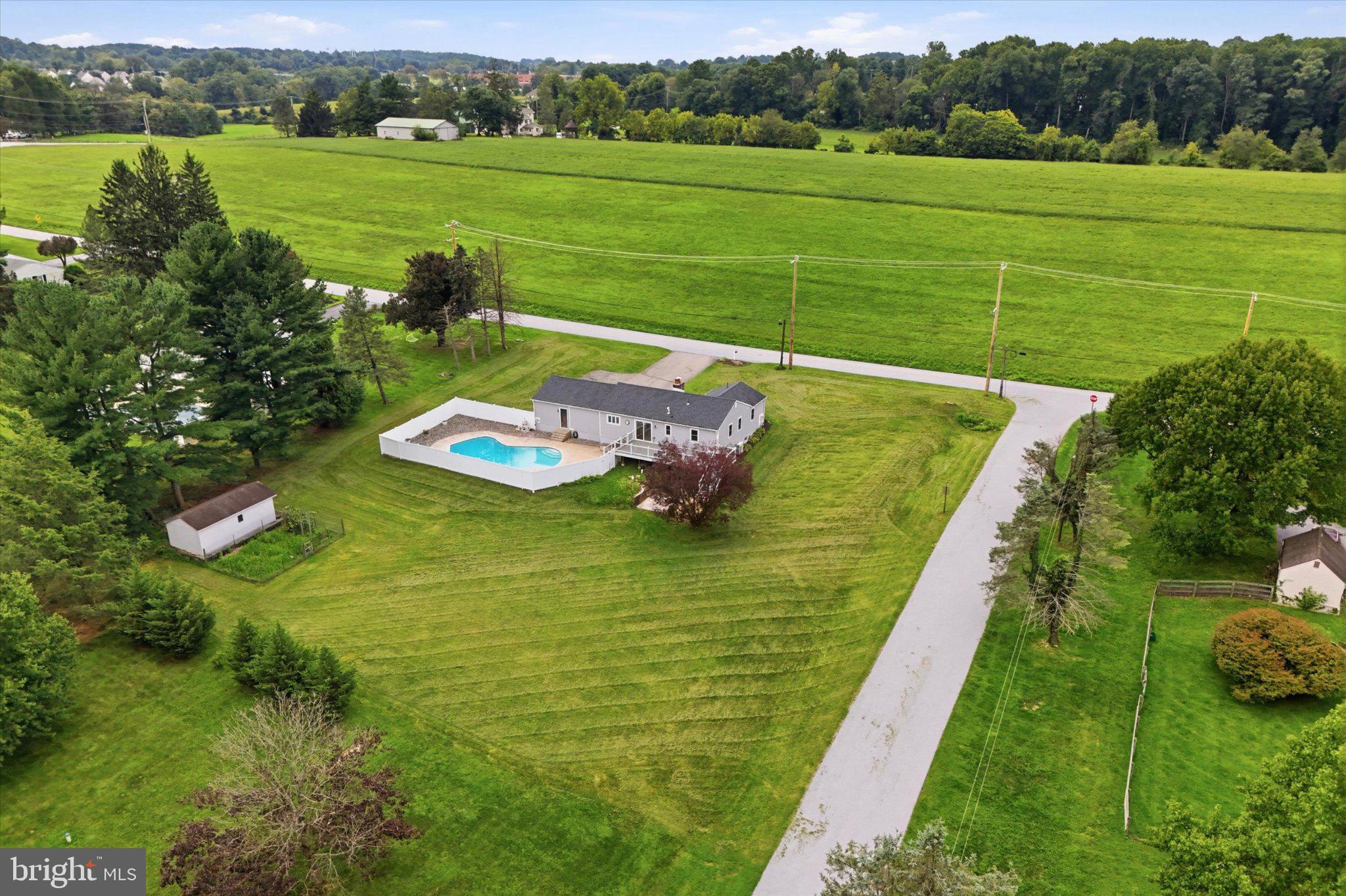 401 Zynn Road Downingtown, PA 19335 - Photo 3 of 39 Gallery Image 3