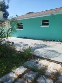 11220 Cherokee Drive St. Petersburg, FL 33708 - Photo 12 of 17