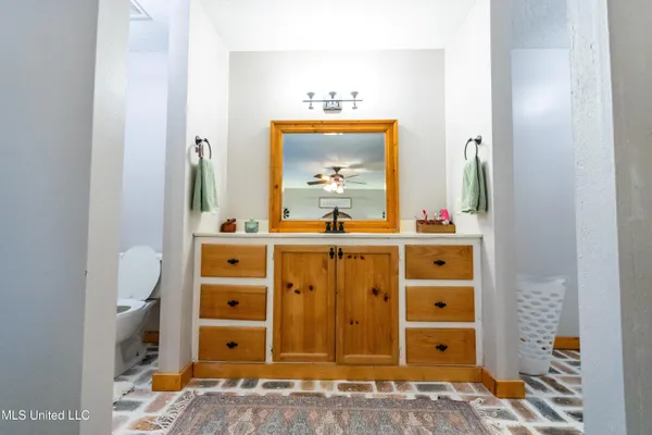 $425,000 | 119 Tadpole Lane, Lucedale, MS 39452