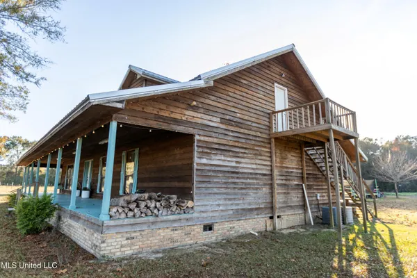 $425,000 | 119 Tadpole Lane, Lucedale, MS 39452