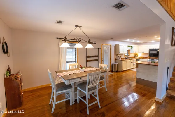 $425,000 | 119 Tadpole Lane, Lucedale, MS 39452