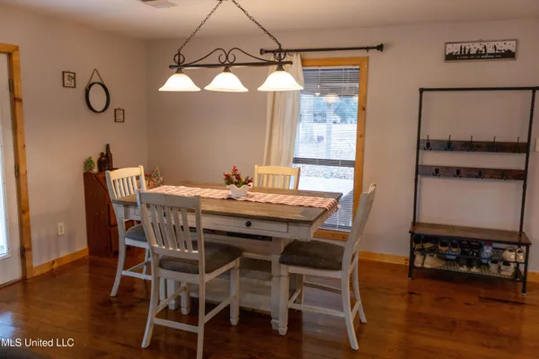 $425,000 | 119 Tadpole Lane, Lucedale, MS 39452