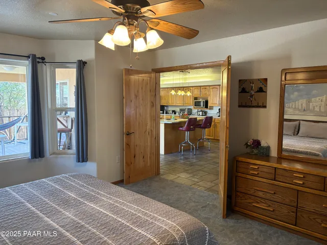 $325,000 | 22650 Railroad Avenue, Seligman, AZ 86337