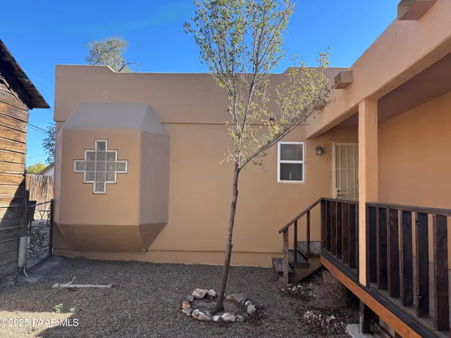 $325,000 | 22650 Railroad Avenue, Seligman, AZ 86337