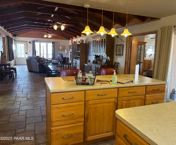 $325,000 | 22650 Railroad Avenue, Seligman, AZ 86337