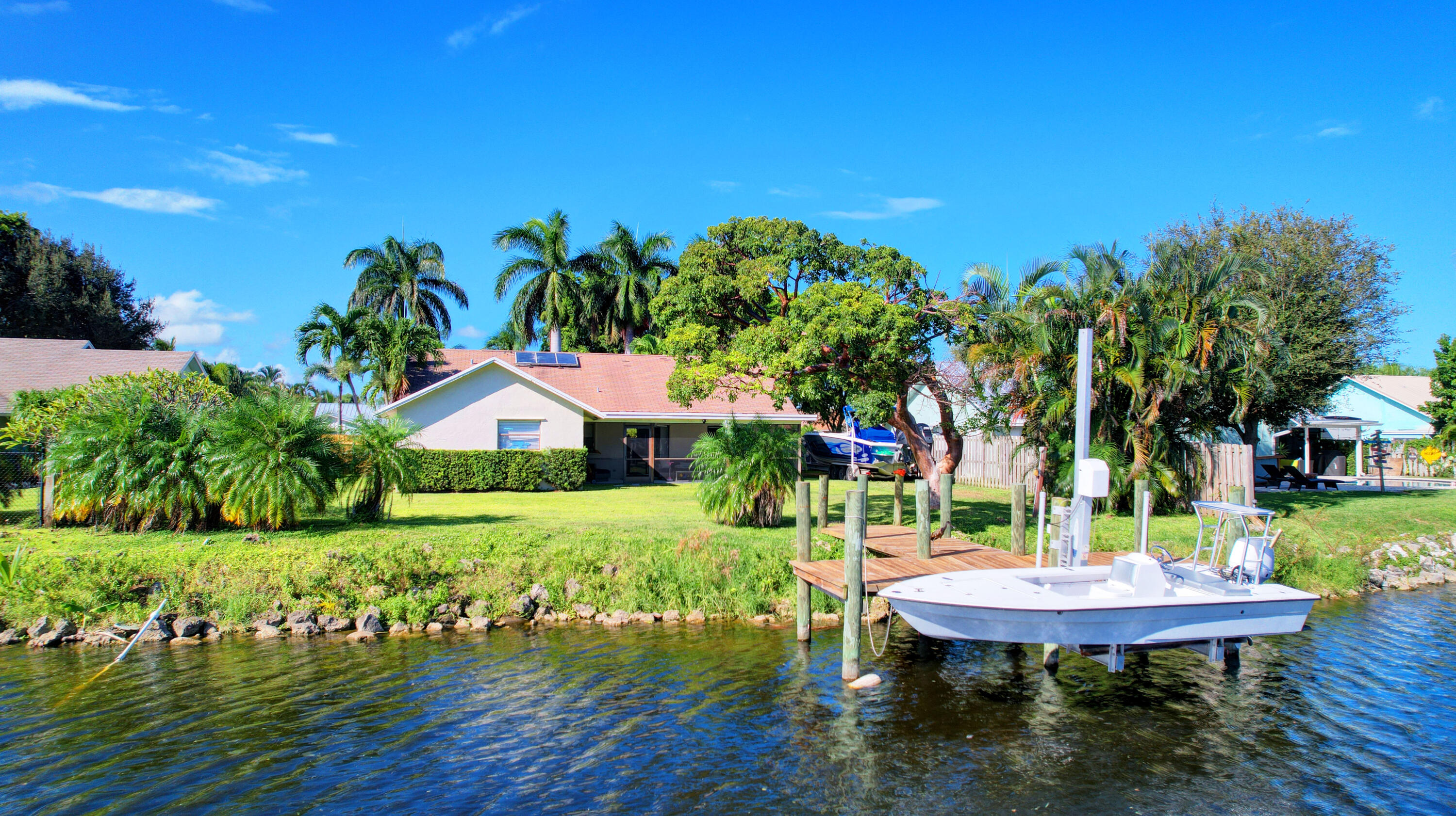 1414 Cormorant Road Delray Beach, FL 33444 - Photo 10 of 44 51_house air (16)