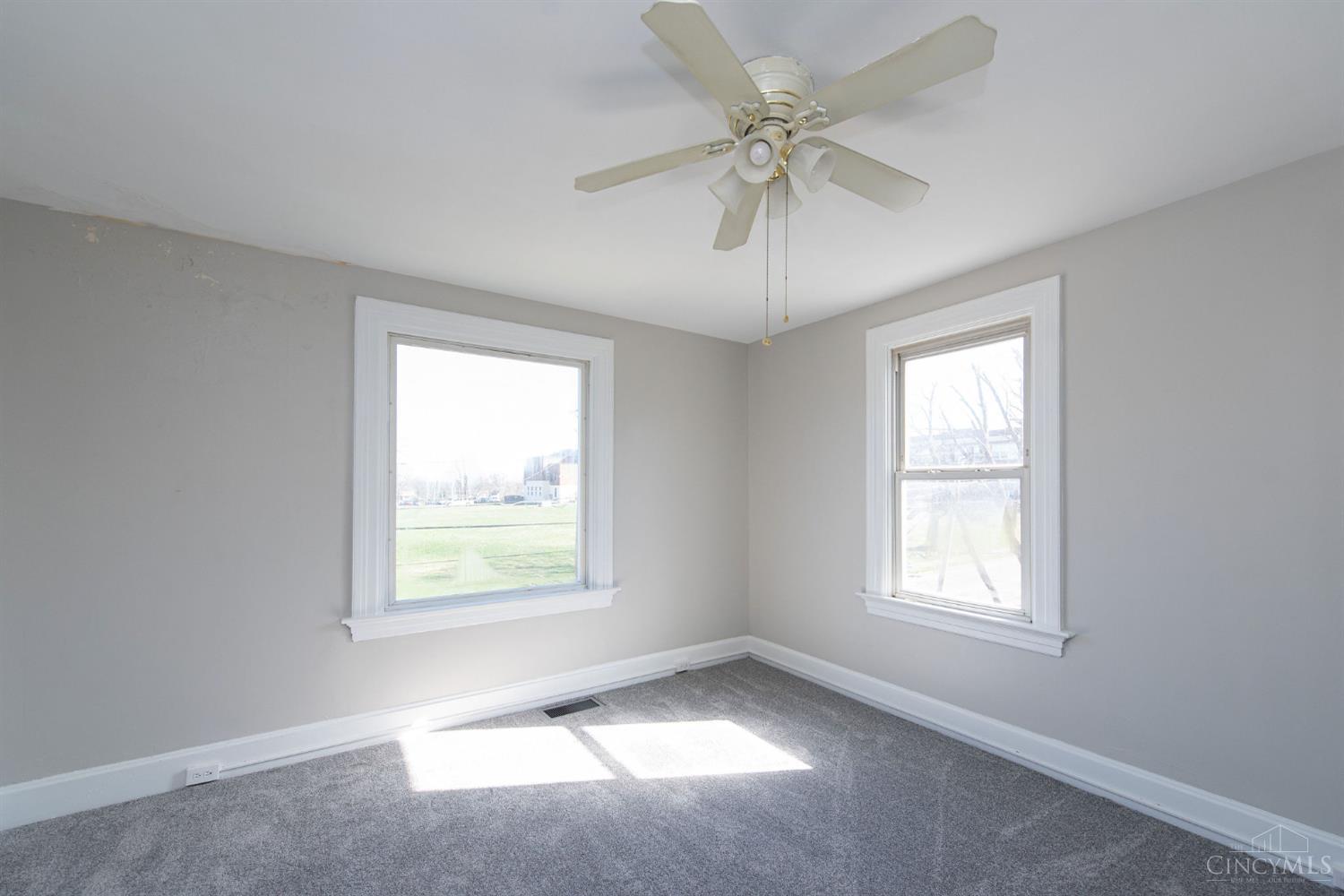 1743 Compton Road Cincinnati, OH 45231 - Photo 27 of 37 unit 2