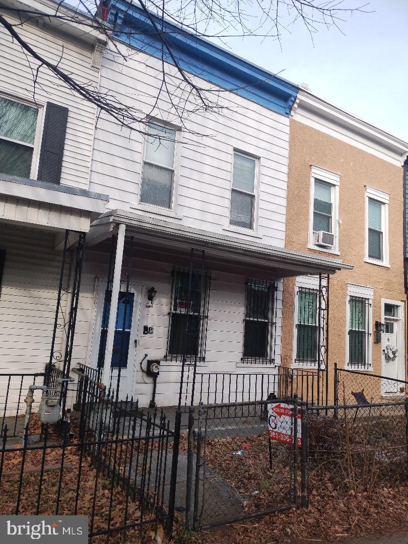 1718 Independence Avenue Southeast Washington, DC 20003 - Photo 4 of 33 Exterior Front