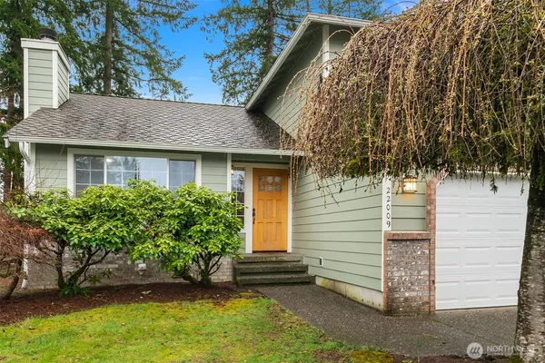 $3,400 | 22009 Southeast 277th Street, Maple Valley, WA 98038