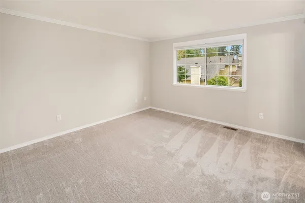 $3,400 | 22009 Southeast 277th Street, Maple Valley, WA 98038