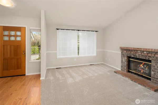 $3,400 | 22009 Southeast 277th Street, Maple Valley, WA 98038