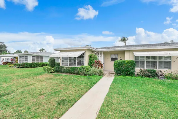 $162,500 | 212 West High Point Terrace, Unit A, Delray Beach, FL 33445