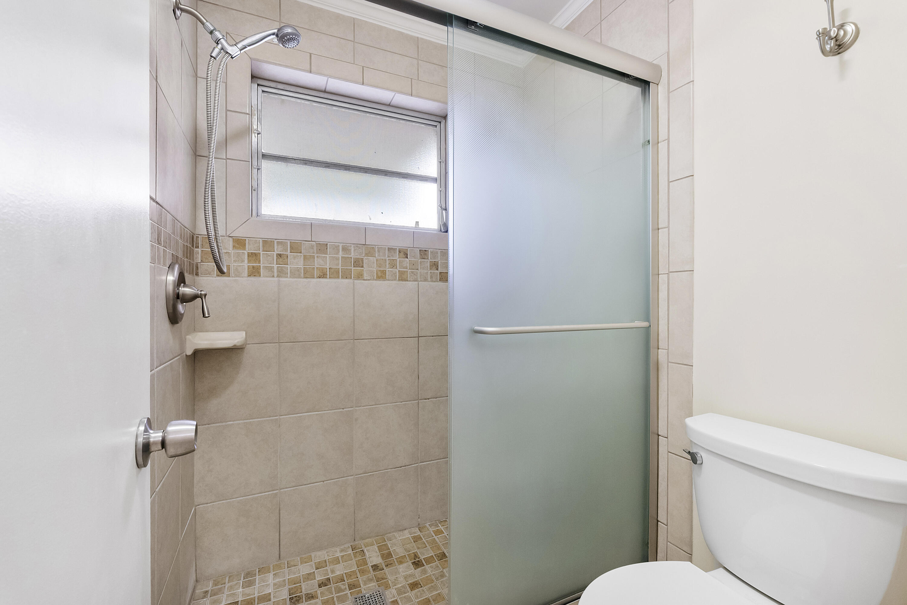 212 West High Point Terrace, Unit A Delray Beach, FL 33445 - Photo 20 of 34 212 W High Point Terr unit A_021