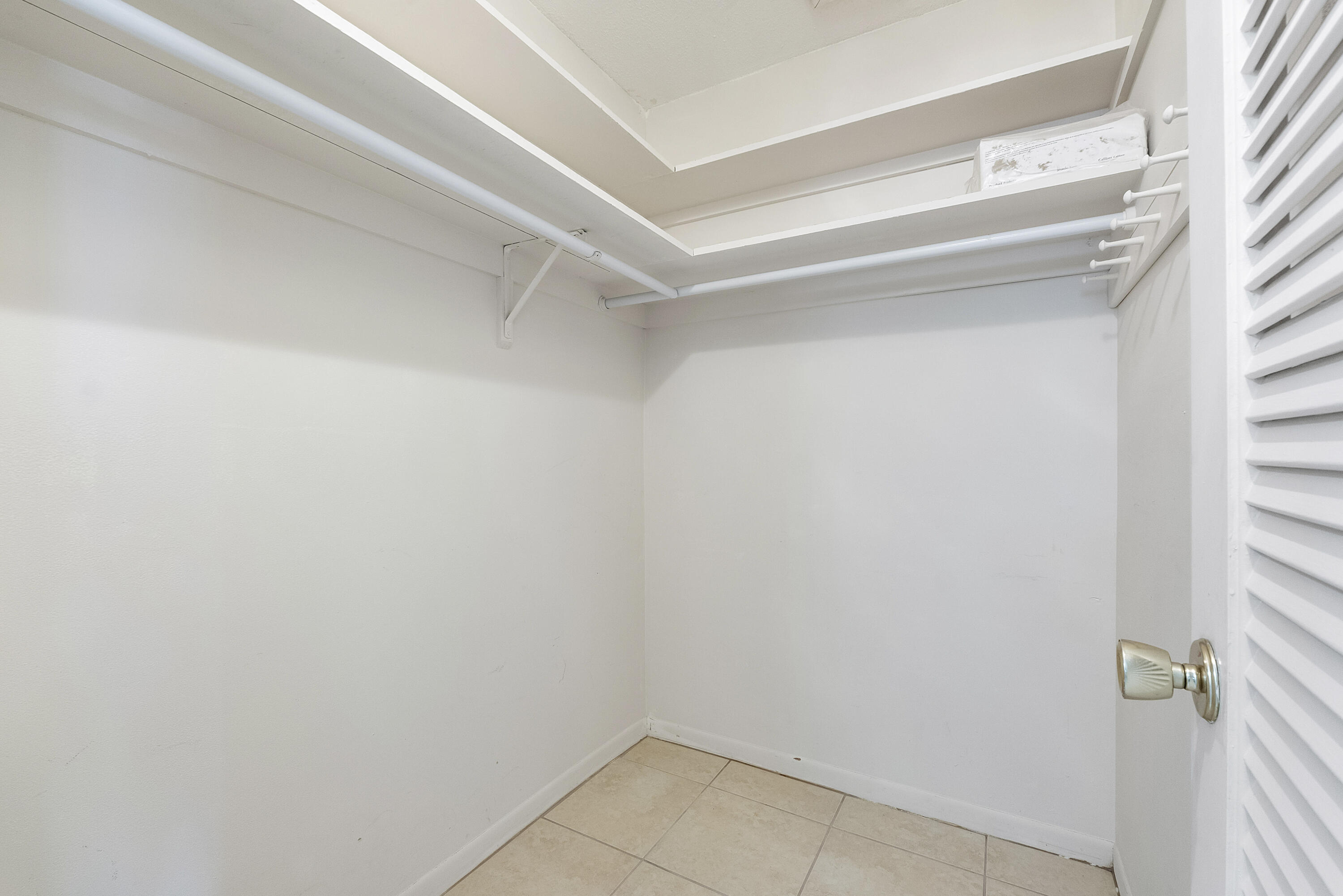 212 West High Point Terrace, Unit A Delray Beach, FL 33445 - Photo 22 of 34 212 W High Point Terr unit A_023