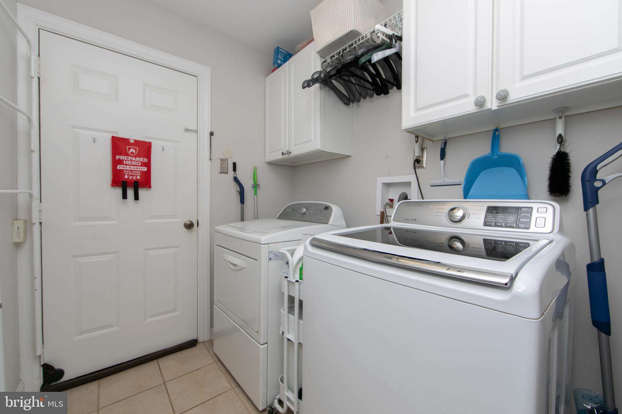 6 Teddington Way Mount Laurel, NJ 08054 - Photo 23 of 57 Separate Laundry Room