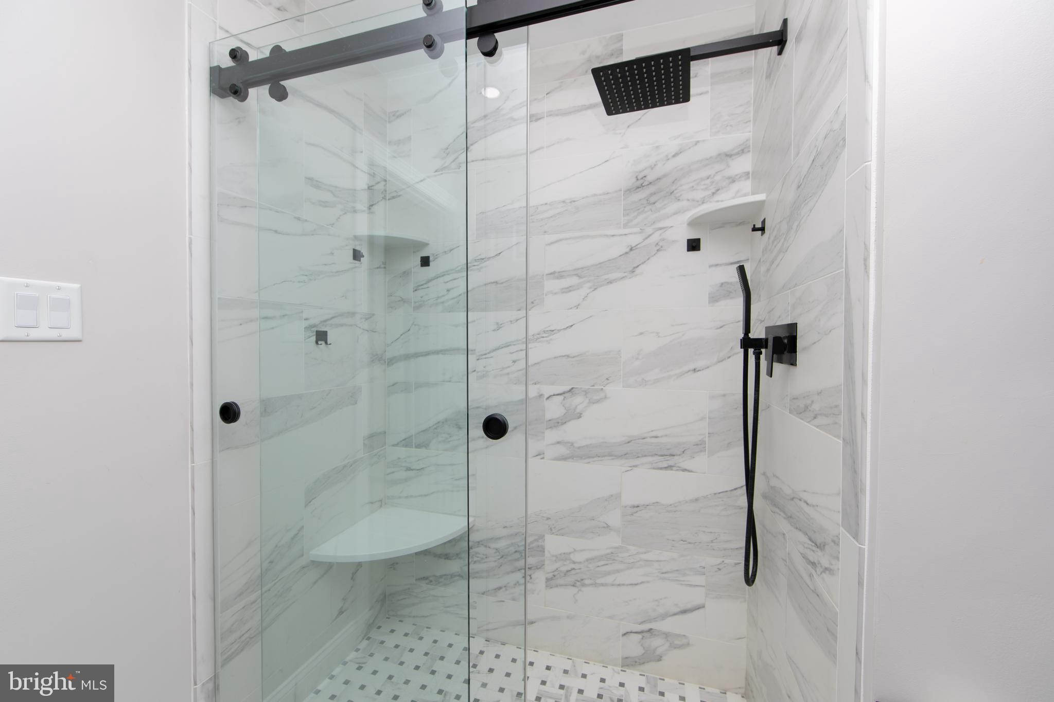 6 Teddington Way Mount Laurel, NJ 08054 - Photo 33 of 57 Custom Shower