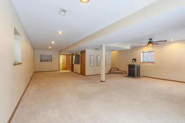 $525,000 | 5480 117th Avenue, Fennville, MI 49408