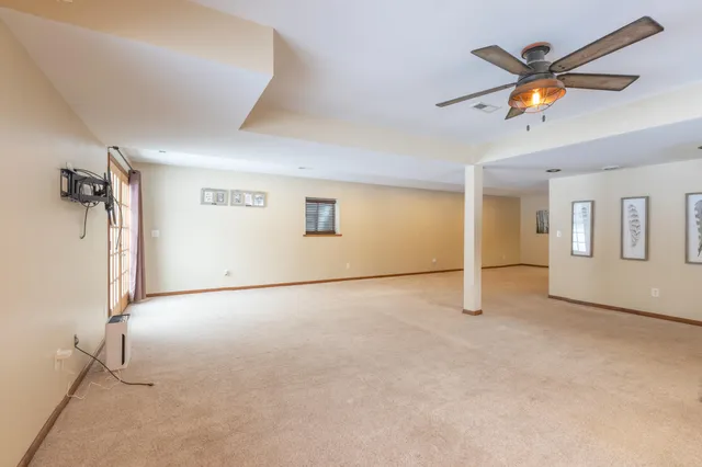 $525,000 | 5480 117th Avenue, Fennville, MI 49408