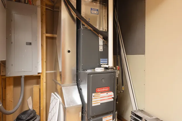 $525,000 | 5480 117th Avenue, Fennville, MI 49408