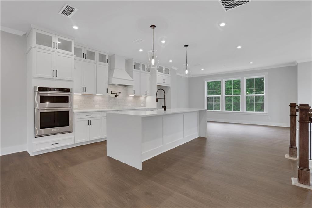 110 Bridgecrest Road Roswell, GA 30075 - Photo 15 of 64