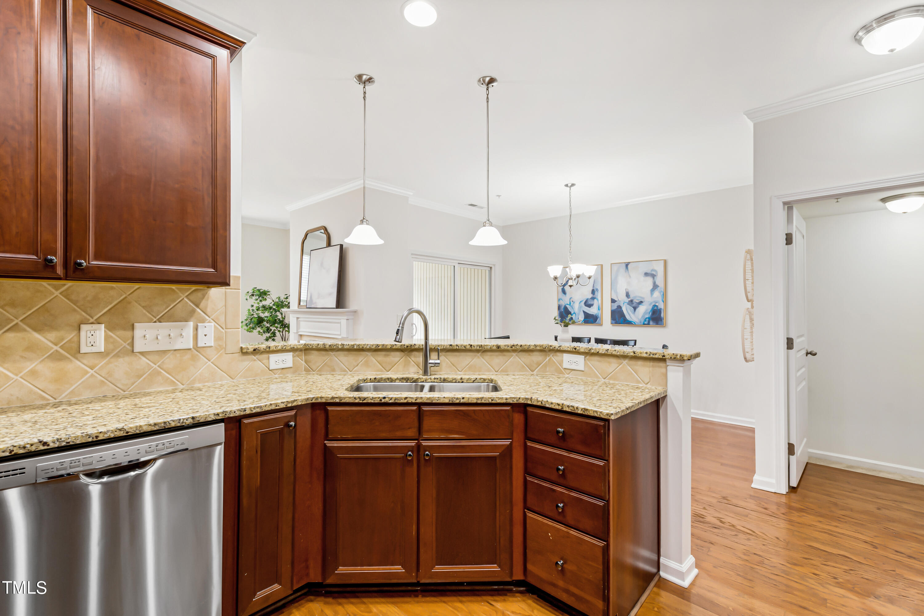 4704 Springerly Lane Raleigh, NC 27612 - Photo 14 of 42 Kitchen 5