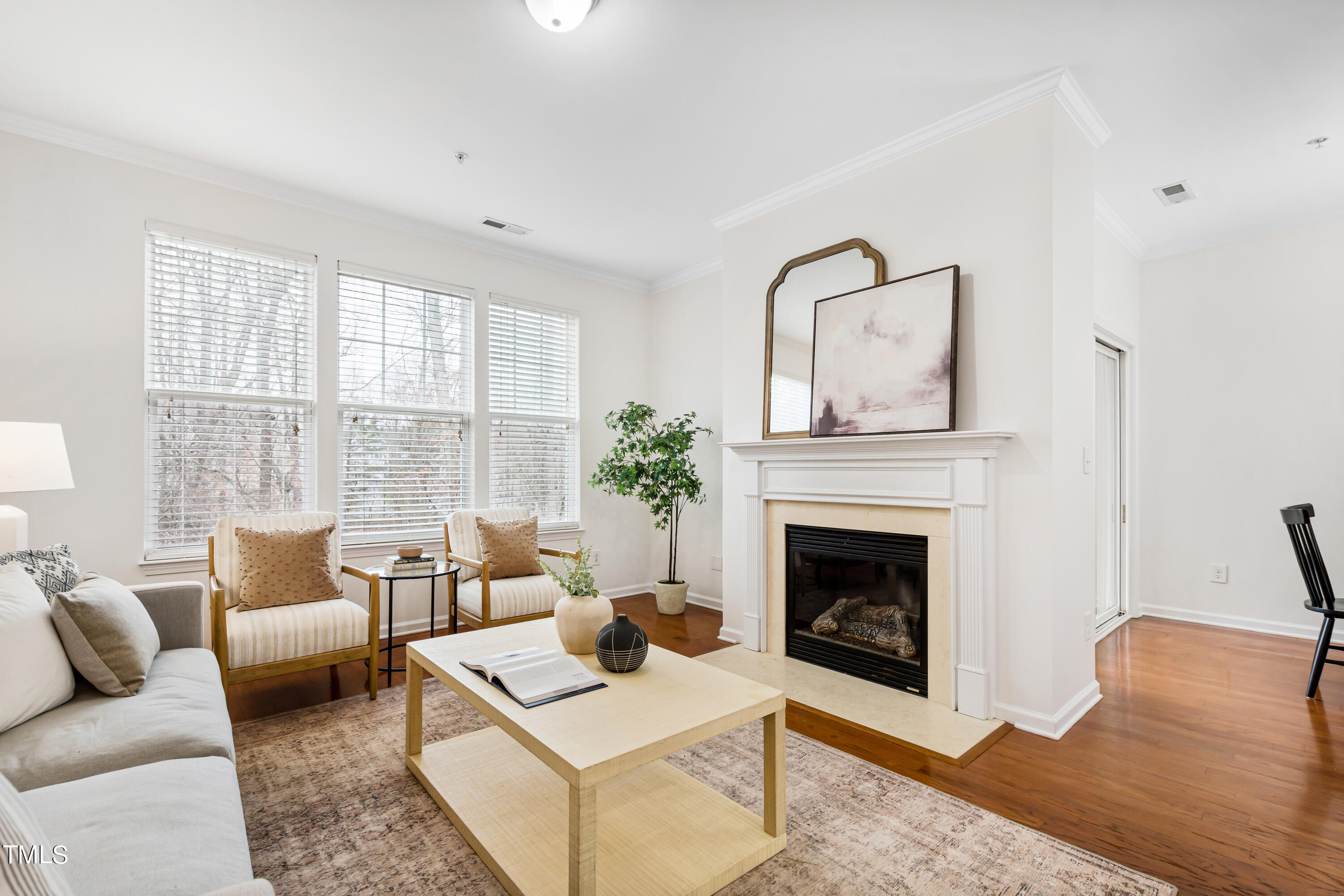 4704 Springerly Lane Raleigh, NC 27612 - Photo 18 of 42 Living 2