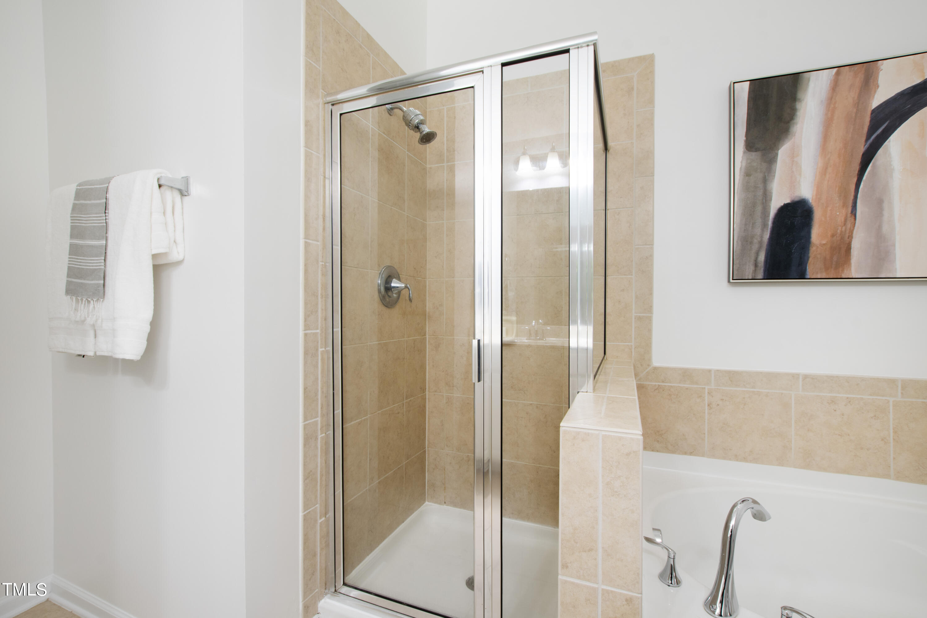 4704 Springerly Lane Raleigh, NC 27612 - Photo 24 of 42 Bathroom 5