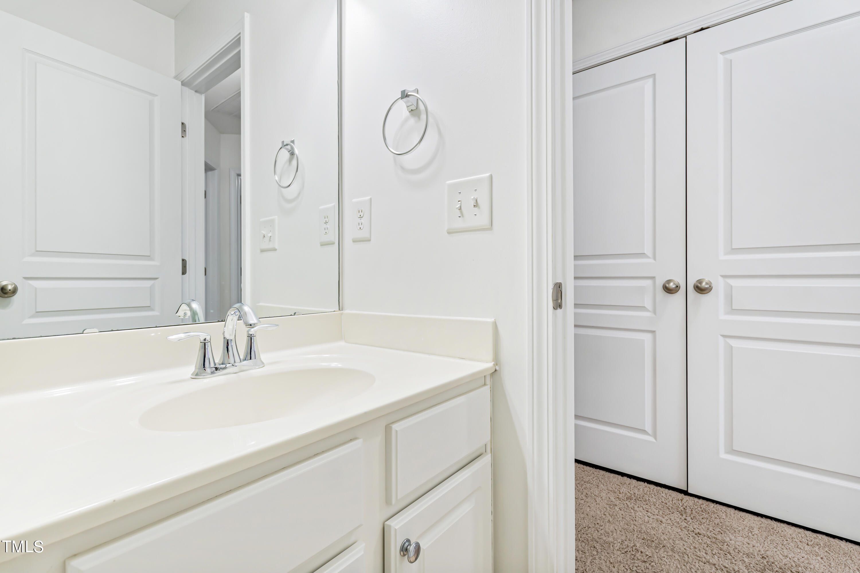 4704 Springerly Lane Raleigh, NC 27612 - Photo 32 of 42 Bathroom 2