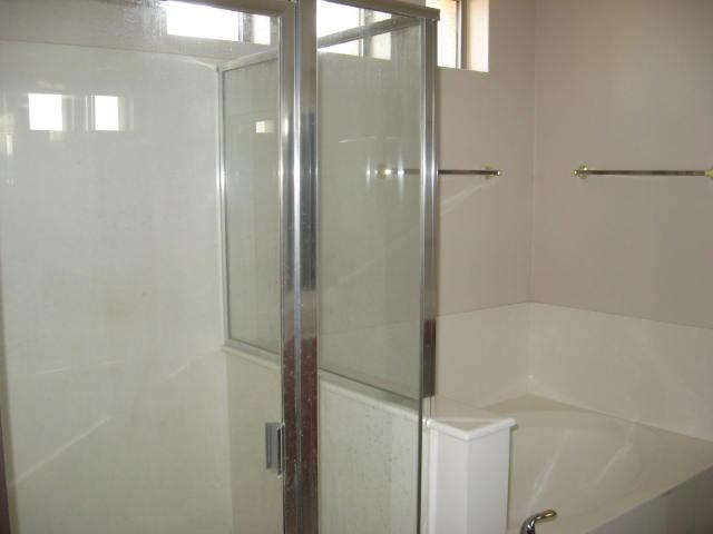 6762 West Rowel Road Peoria, AZ 85383 - Photo 12 of 19 MBath 2