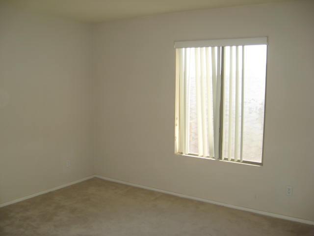 6762 West Rowel Road Peoria, AZ 85383 - Photo 13 of 19 BR 2