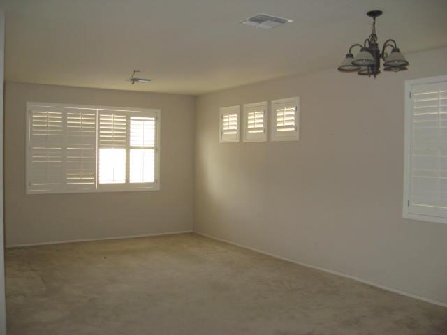 6762 West Rowel Road Peoria, AZ 85383 - Photo 2 of 19 LR DR