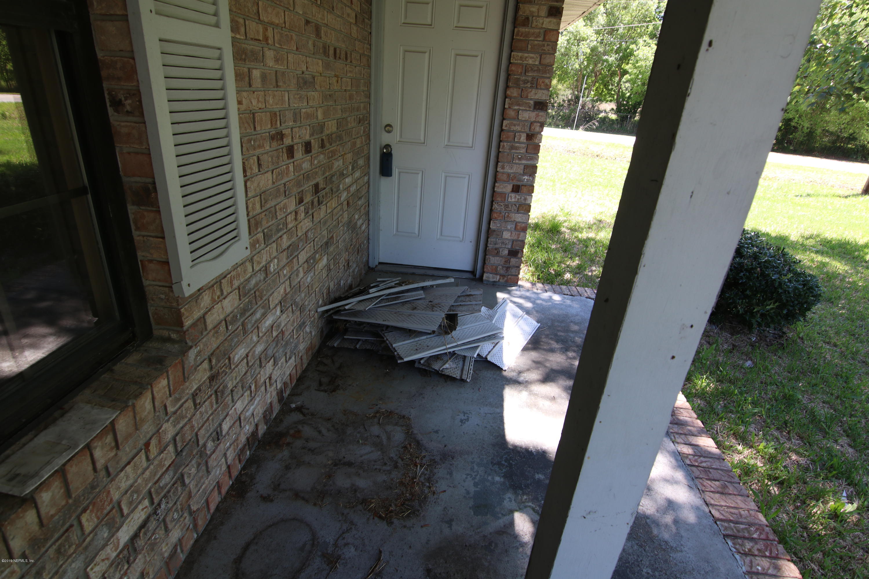 54344 Hurst Road Callahan, FL 32011 - Photo 19 of 55 a view of a porch