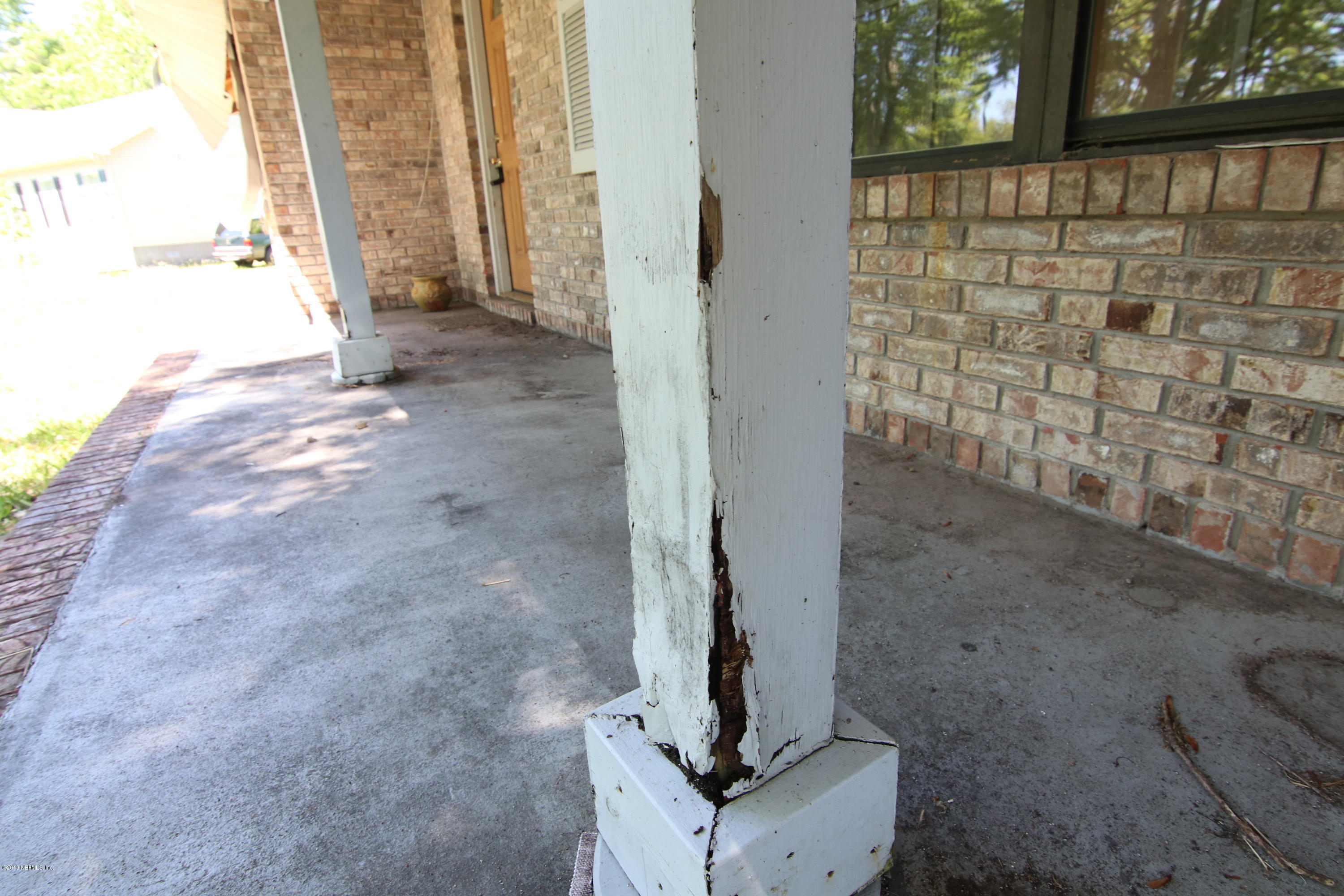 54344 Hurst Road Callahan, FL 32011 - Photo 20 of 55 a view of livingroom with natural light