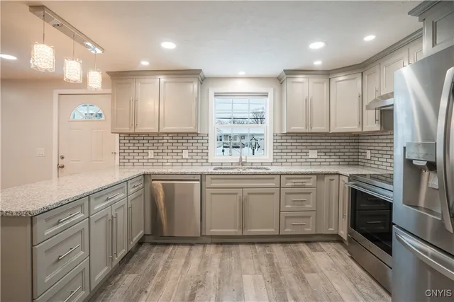 $299,900 | 5986 Smith Road, Cicero, NY 13212