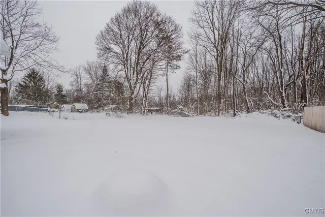 $299,900 | 5986 Smith Road, Cicero, NY 13212