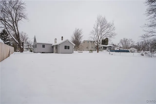 $299,900 | 5986 Smith Road, Cicero, NY 13212