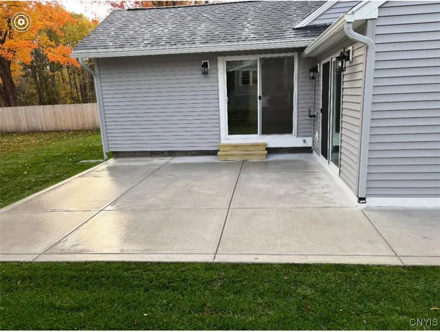 $299,900 | 5986 Smith Road, Cicero, NY 13212