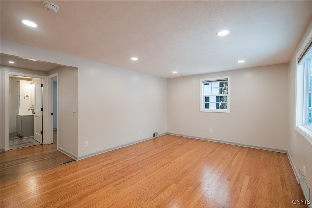 5986 Smith Road Cicero, NY 13212 - Photo 10 of 48