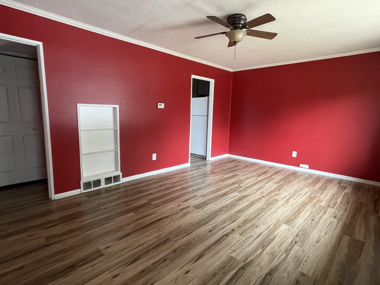 2026 Melba Place Peru, IL 61354 - Photo 5 of 12