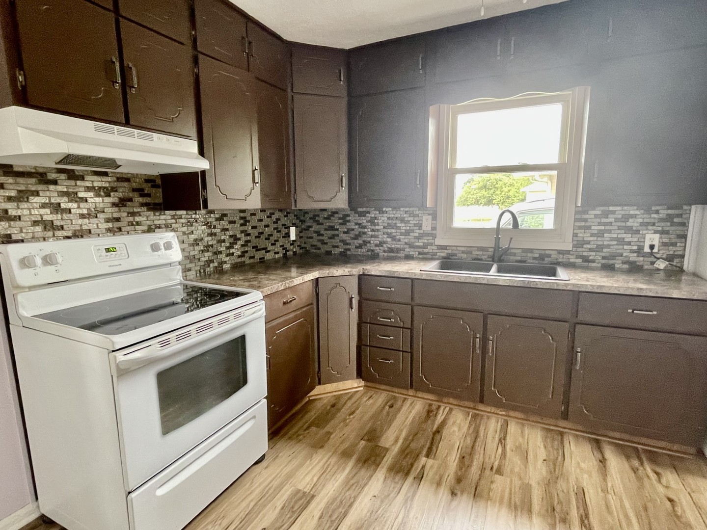 2026 Melba Place Peru, IL 61354 - Photo 7 of 12